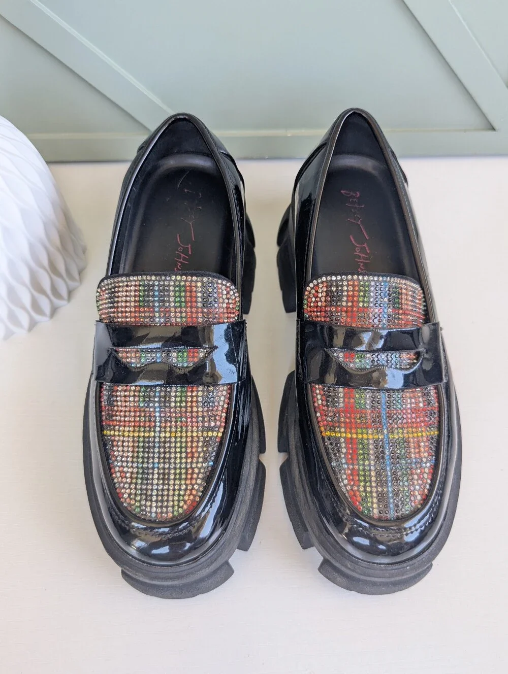 Betsey Johnson Barrie Black Patent Loafers with Pink Signature